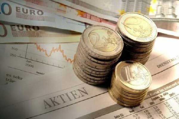 暴涨65%后还有空间！黄金冲破4370美元 汇丰紧急上调2026年目标价近30%